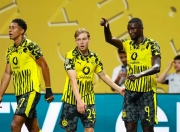 开云足球直播-马德里竞技后防战术出色，晋级顺利