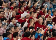 开云平台-球队球迷气氛热烈，为球员们助威加油