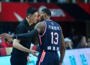 开云体育登录-关于强强对话，球员高光表现引全场尖叫！的信息