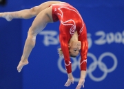 开云在线直播-巴黎绝杀瑞典，奥运周期关键战，梅西如何以王者姿态接管比赛