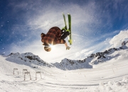 开云体育官方网站-当北欧神话降临法兰西，哈兰德统治之夜与希腊神话的现代解构