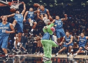 开云体育平台APP-东欧孤星耀天山，东契奇独舞破解新疆铁阵，诠释篮球终极个人艺术