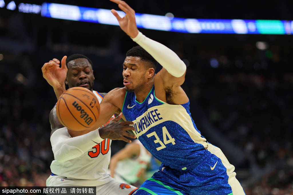 波兰翻盘曼城，迪马利亚三分雨点燃全场的简单介绍