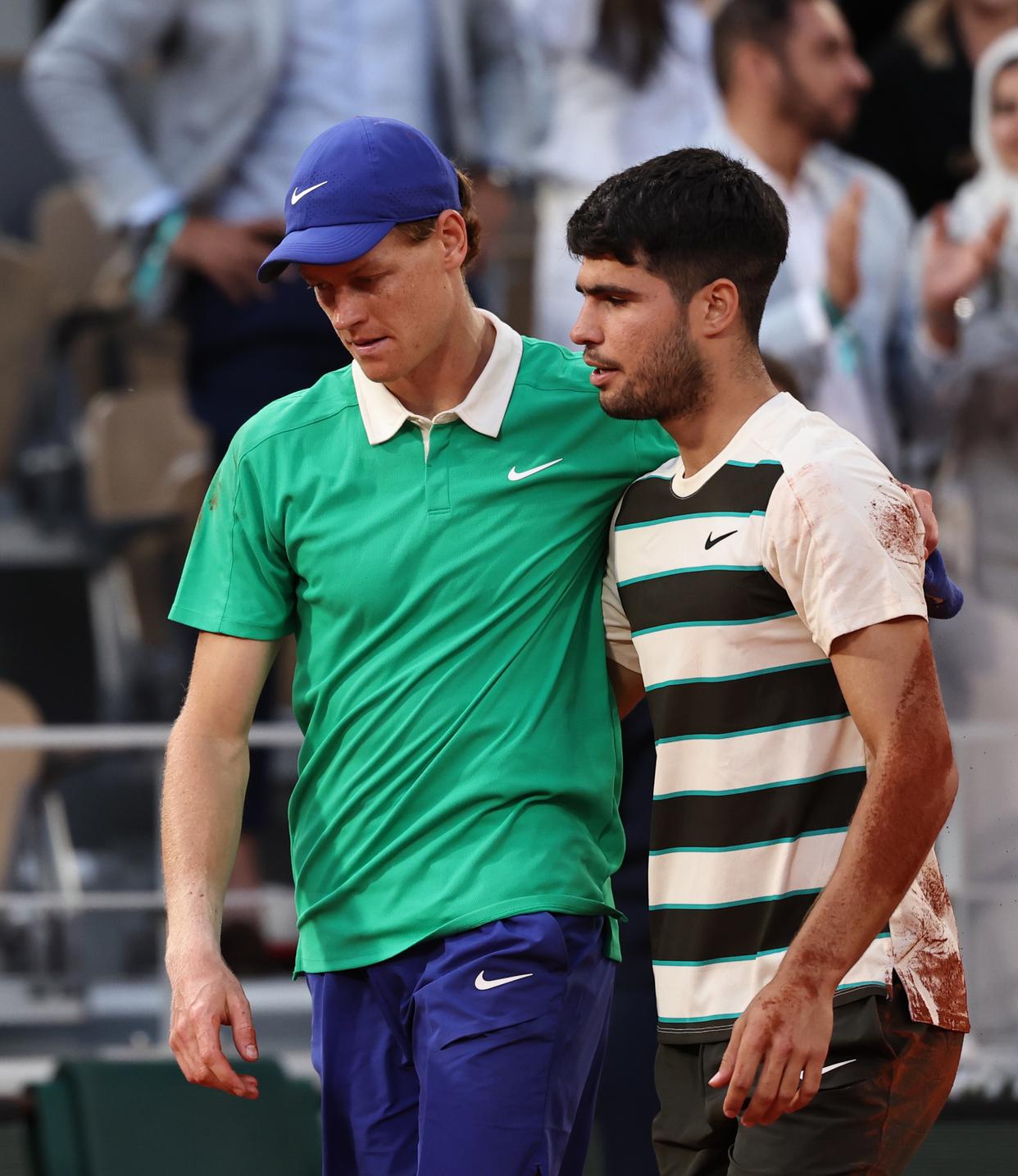 关于法网险胜美网，阿尔卡拉斯状态火热的信息