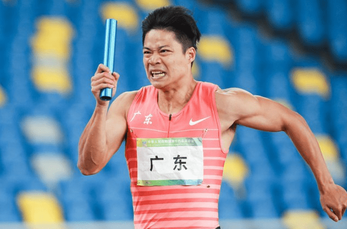 黑山体操选手稳定发挥，一路领先的简单介绍