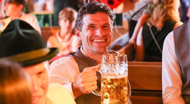 关于沃尔夫斯堡实力施压，取得连胜的信息