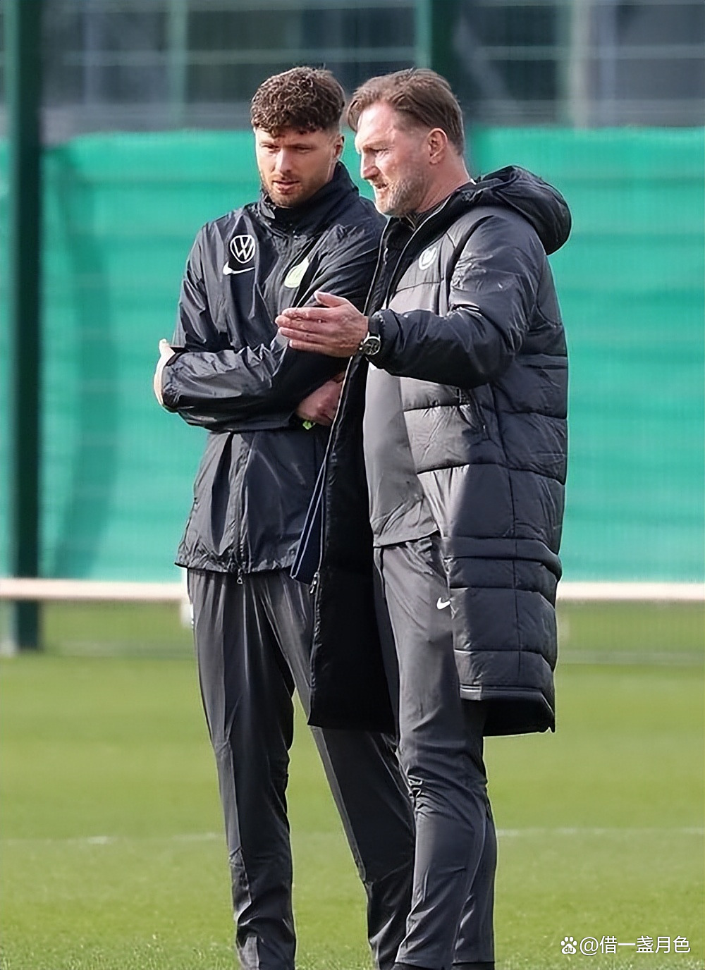 关于沃尔夫斯堡实力施压，取得连胜的信息