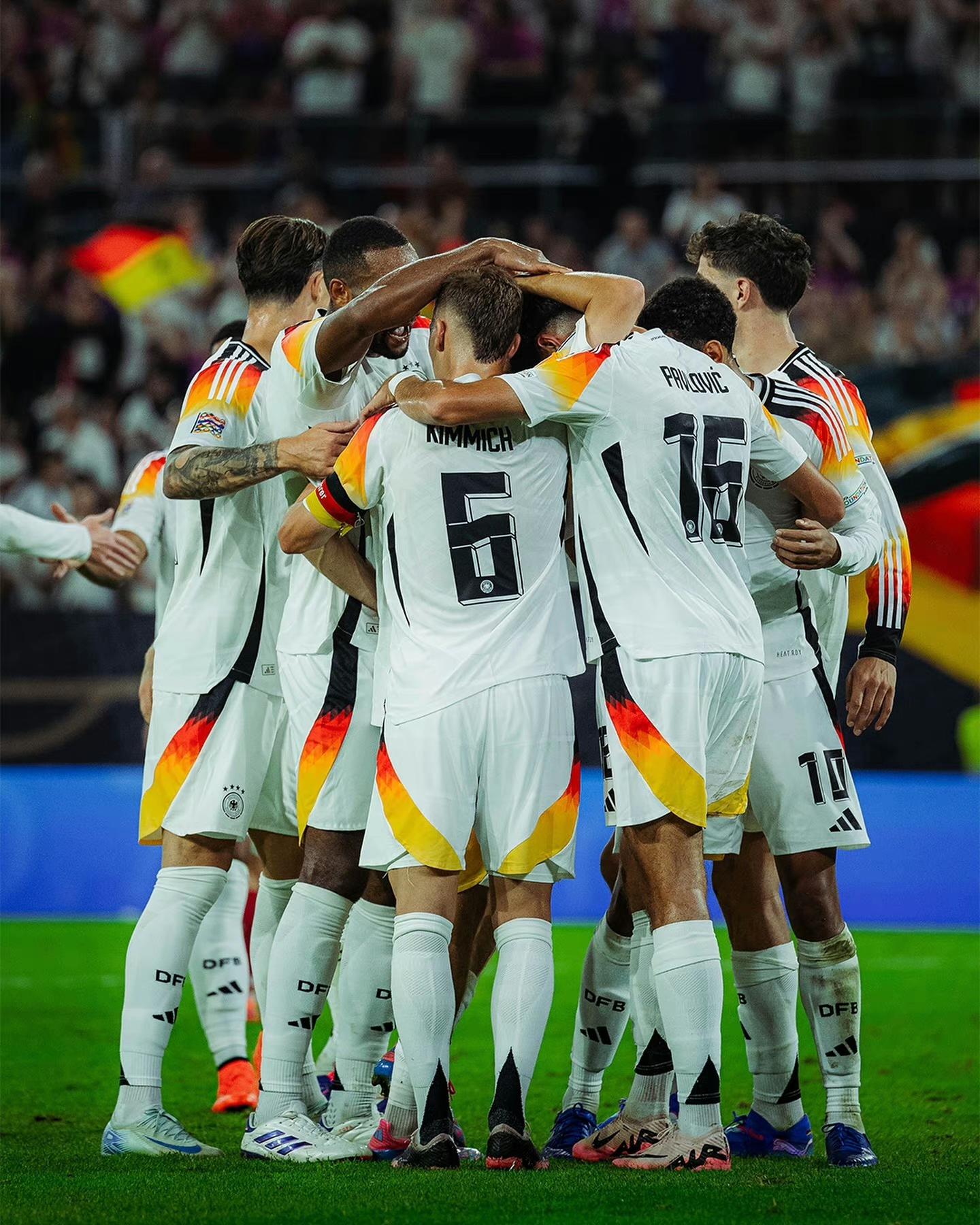 荷甲争夺激烈：阿贾克斯或称霸荷兰