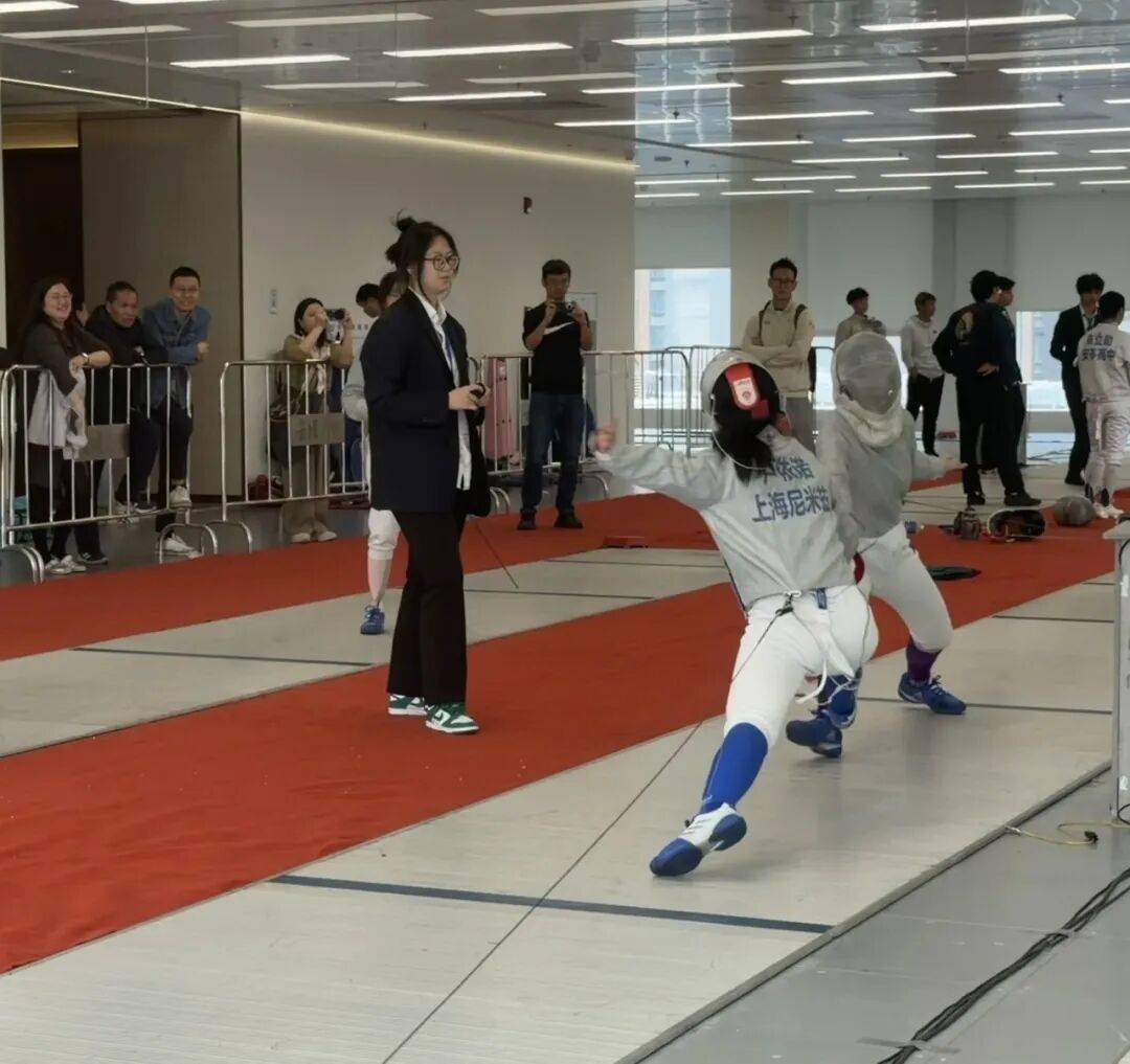 击剑项目意外冠军诞生，实力超乎预期