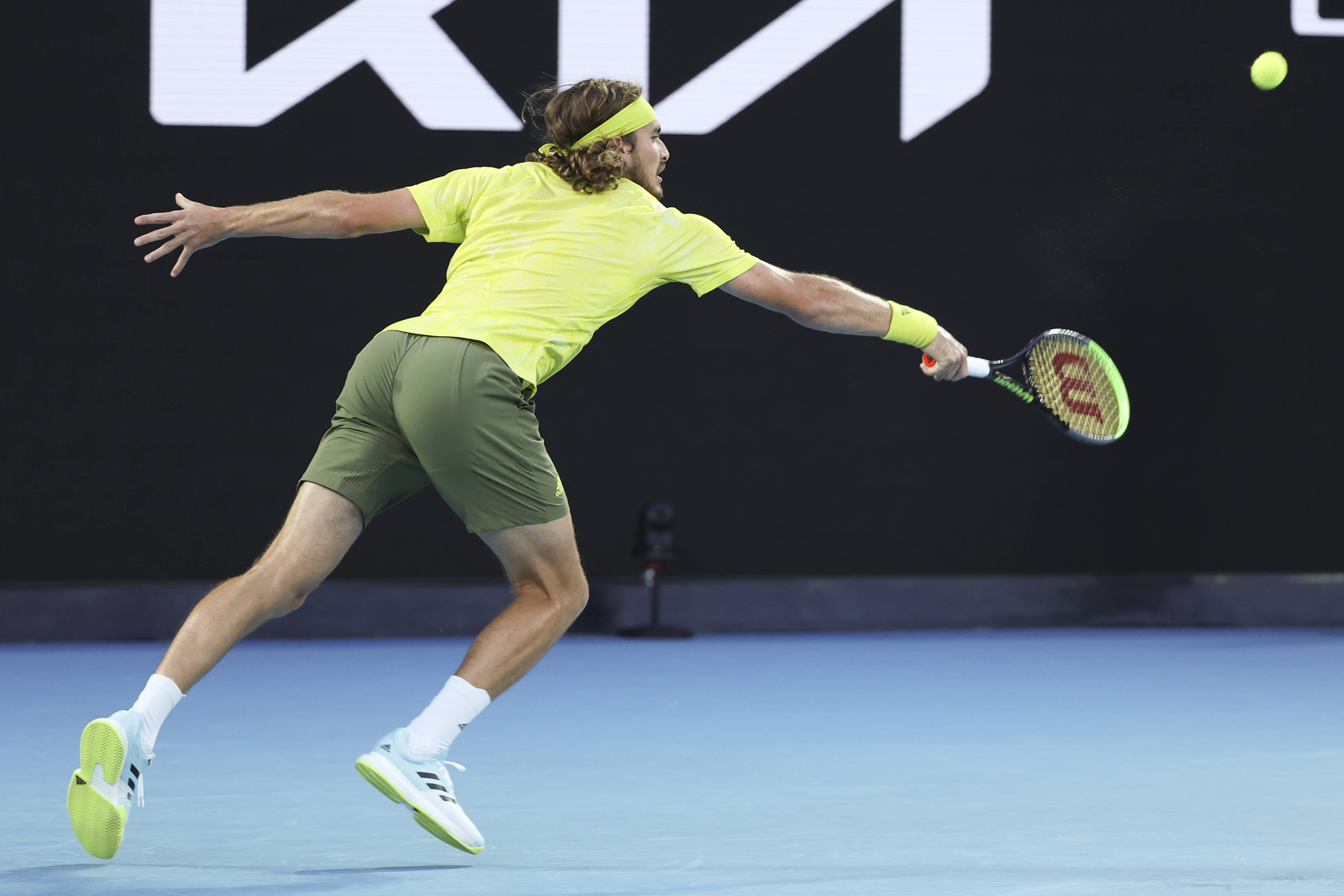 包含ATP总决赛翻盘美网，西西帕斯高光表现的词条