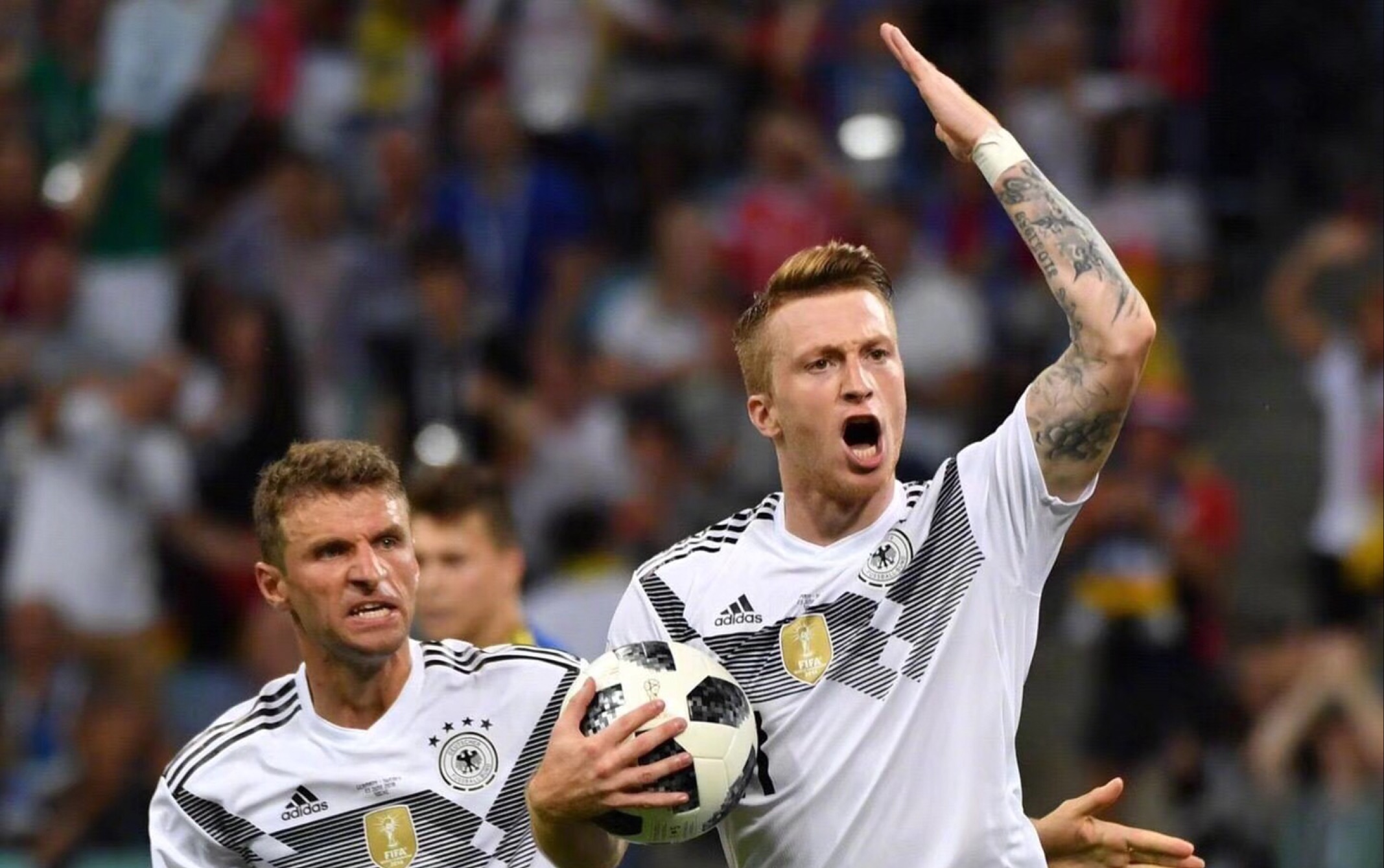 包含德国队力克中国队，黄鸭组合扛起全队的词条