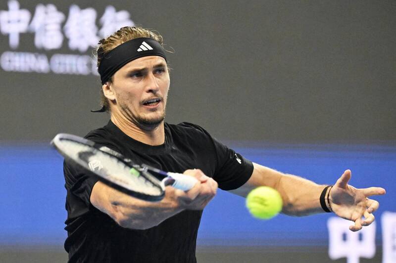 拉沃尔杯翻盘澳网,兹维列夫惊艳四座的简单介绍 拉沃尔杯翻盘澳网,兹维列夫惊艳四座的简单介绍