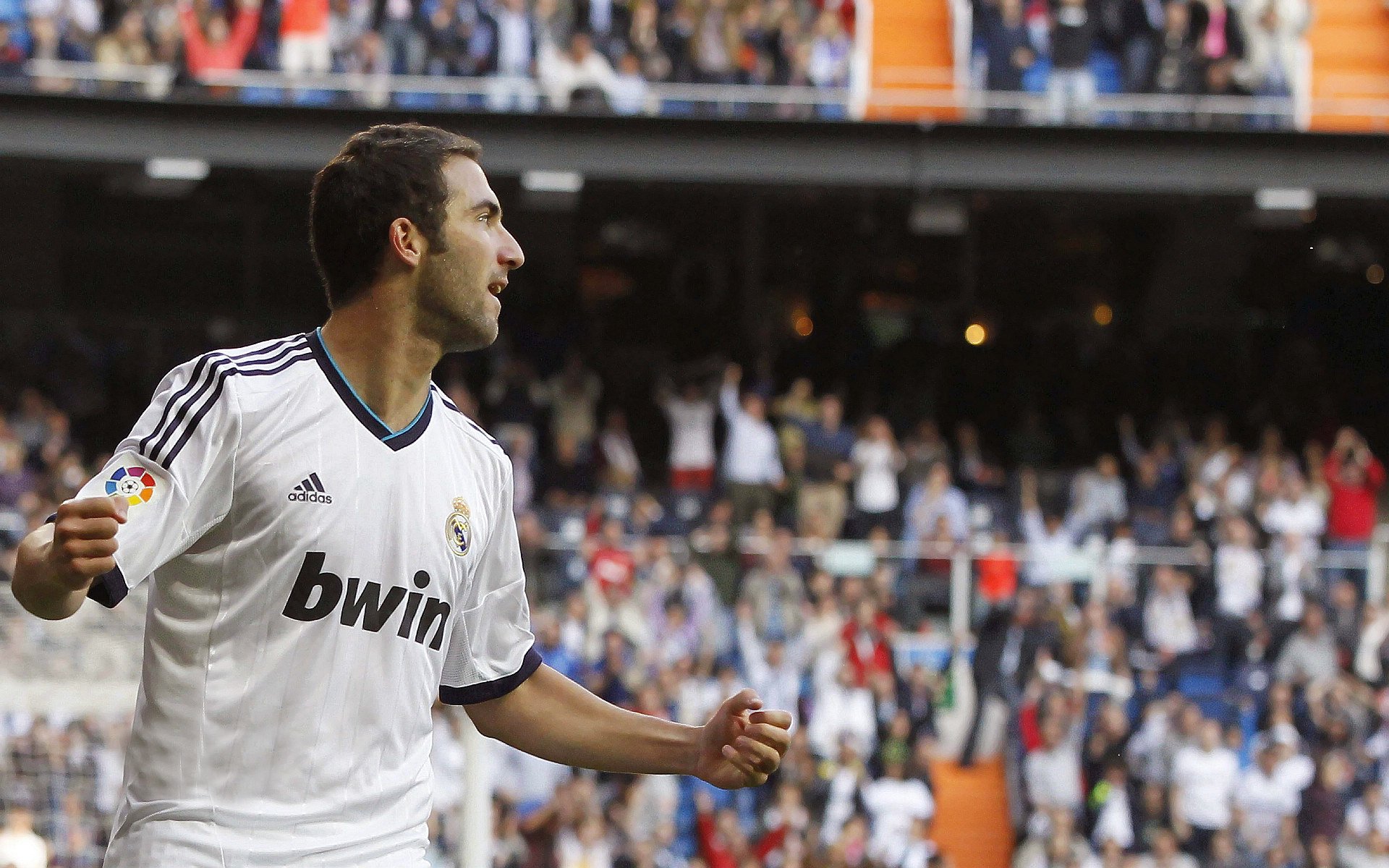 铁血马竞横扫丹麦，阿坎吉一锤定音成关键先生