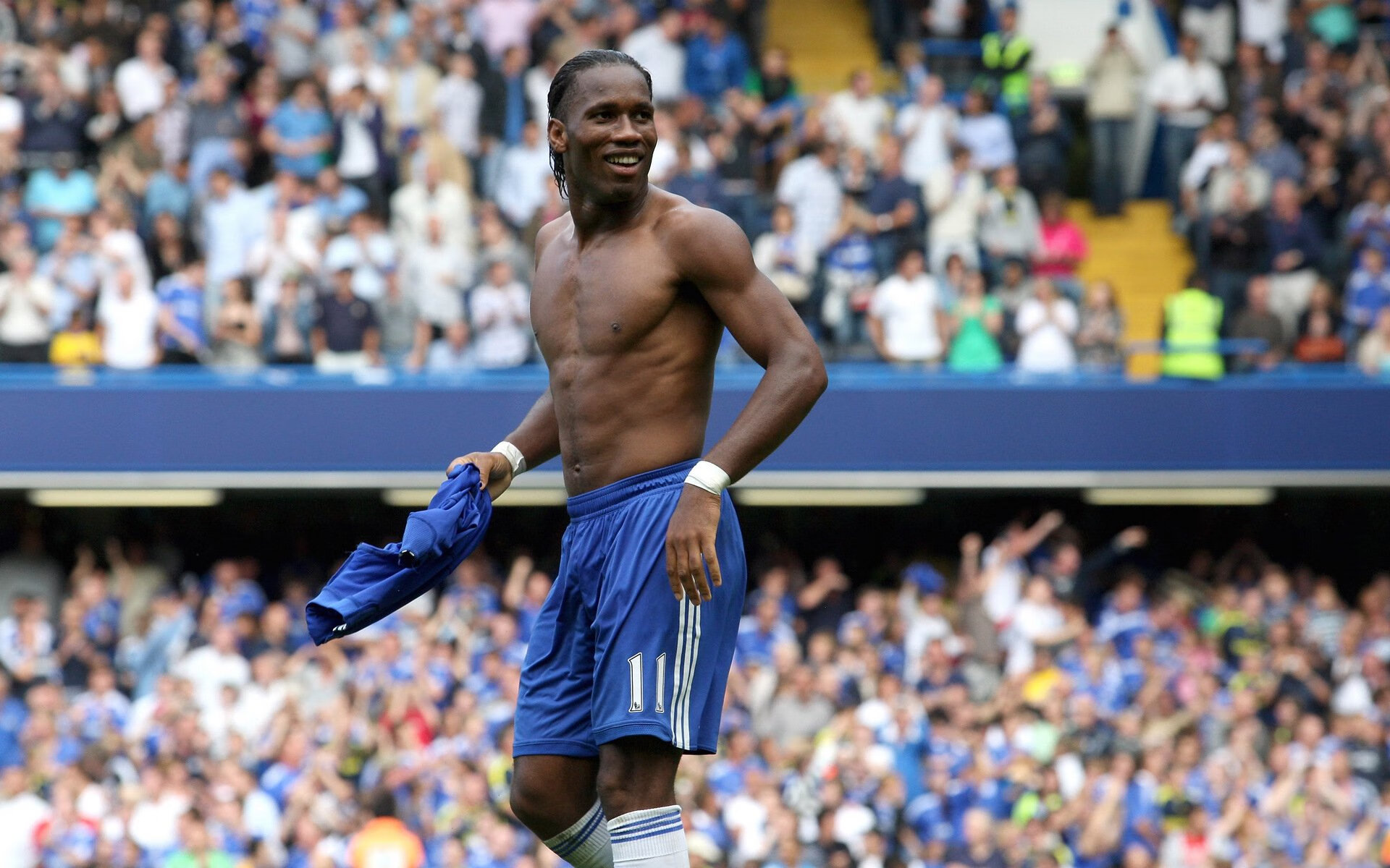 铁血马竞横扫丹麦，阿坎吉一锤定音成关键先生